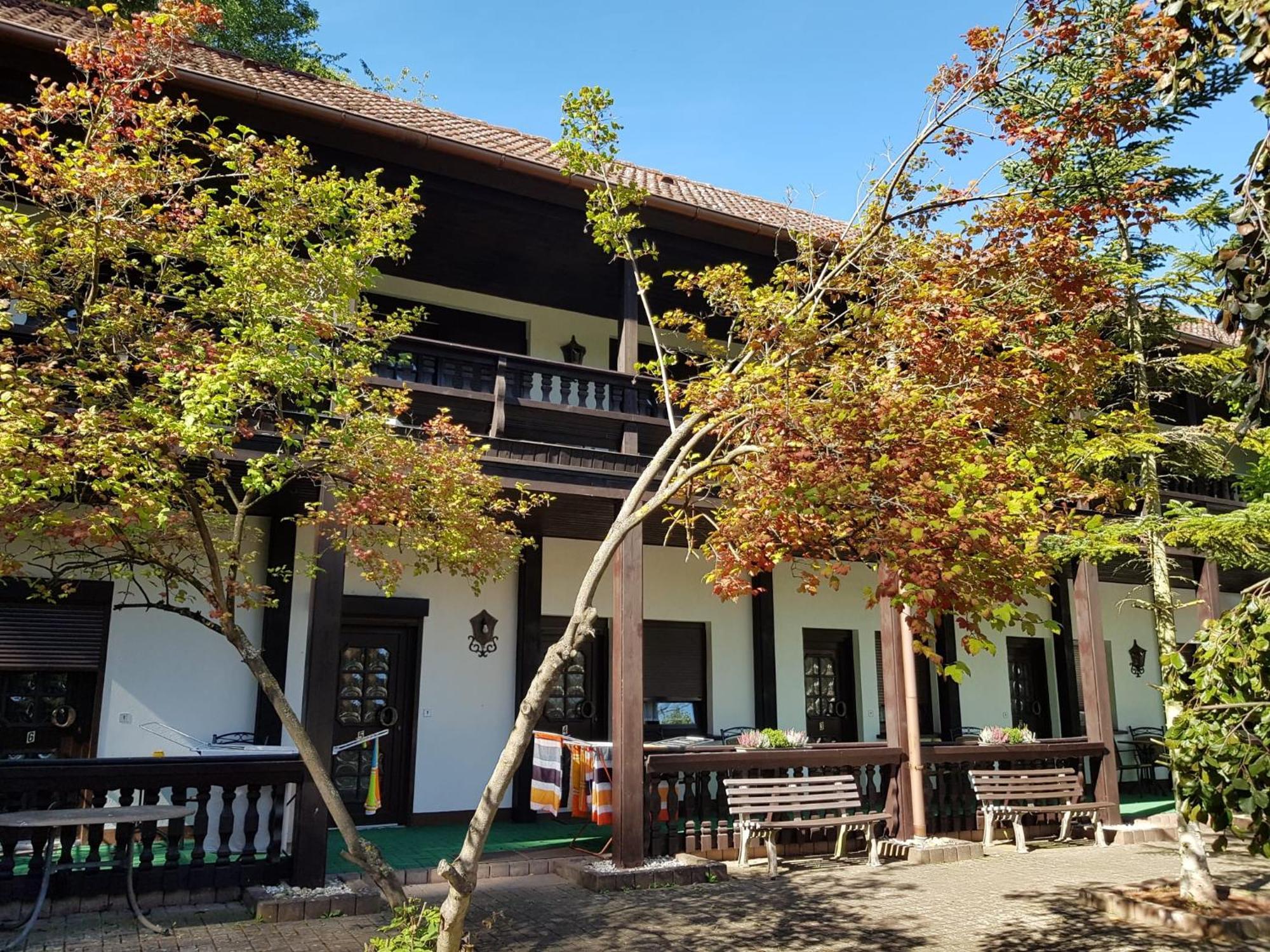 Motel Zur Festwiese Gierstadt Exterior photo