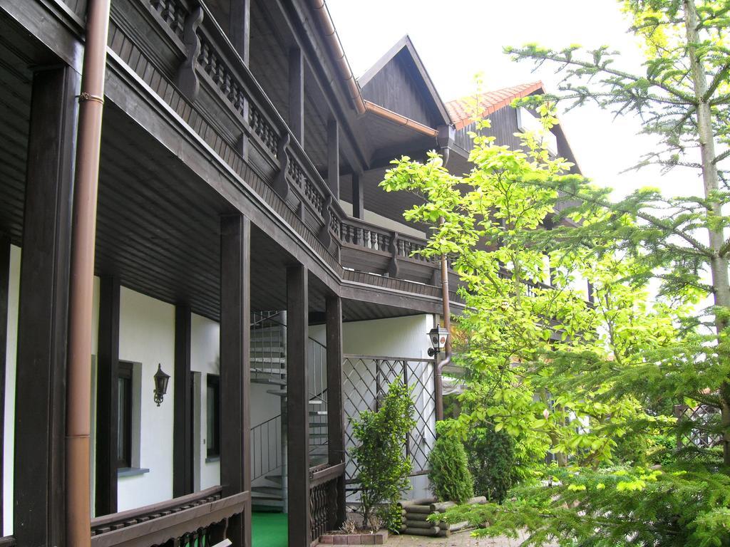 Motel Zur Festwiese Gierstadt Exterior photo