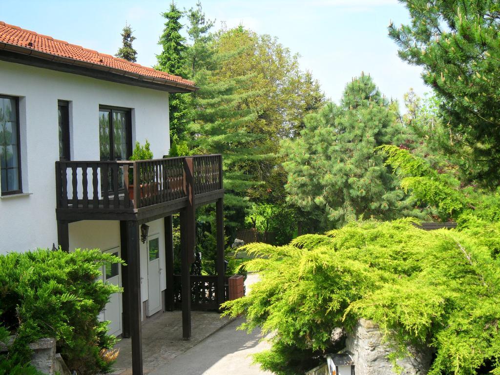 Motel Zur Festwiese Gierstadt Exterior photo